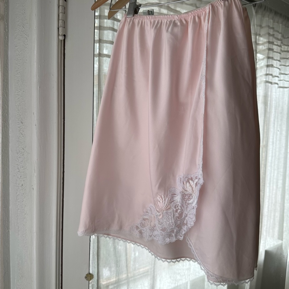 Sara Beth silky skirt